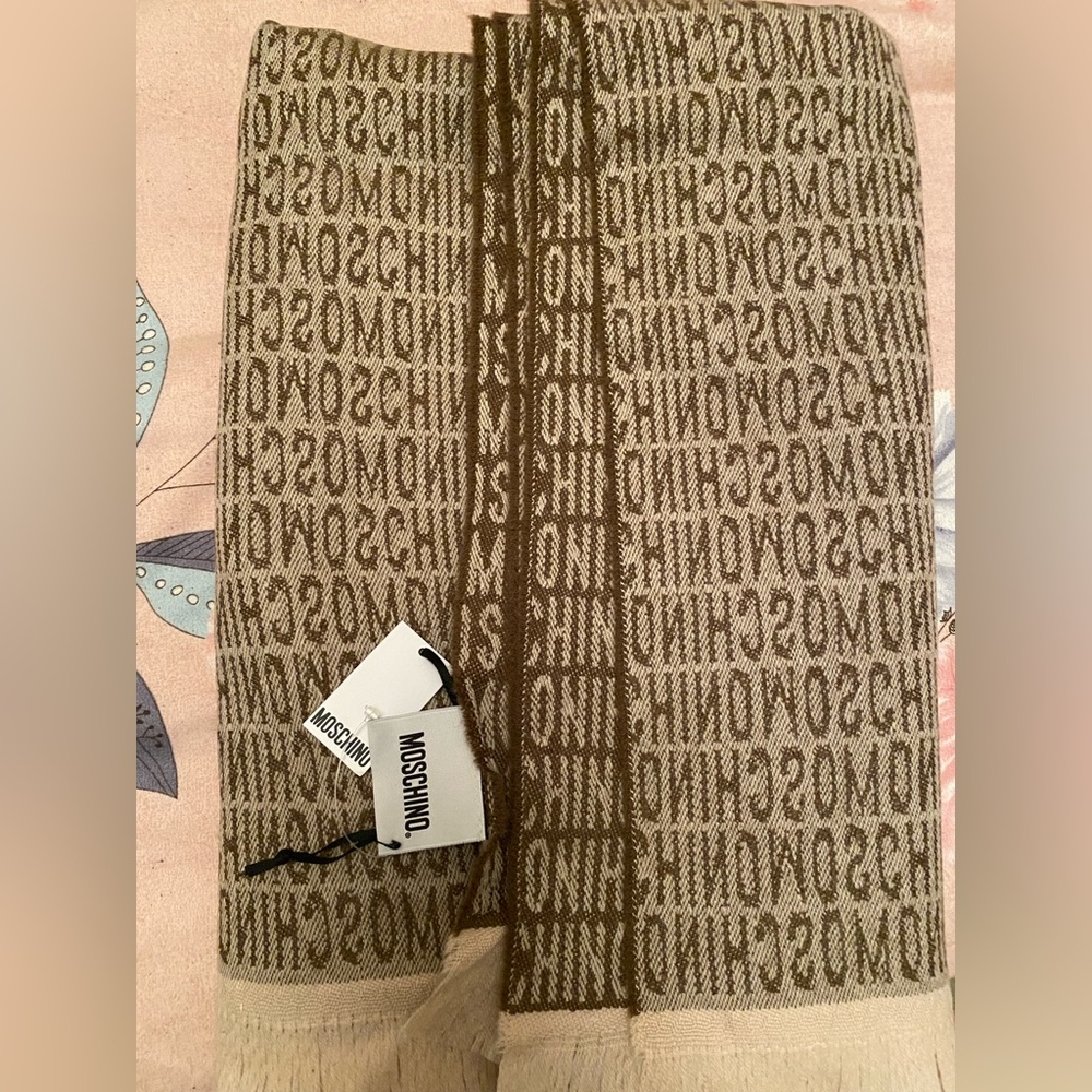 Moschino wool beige and light brown wrap scarf. Brand new with box.